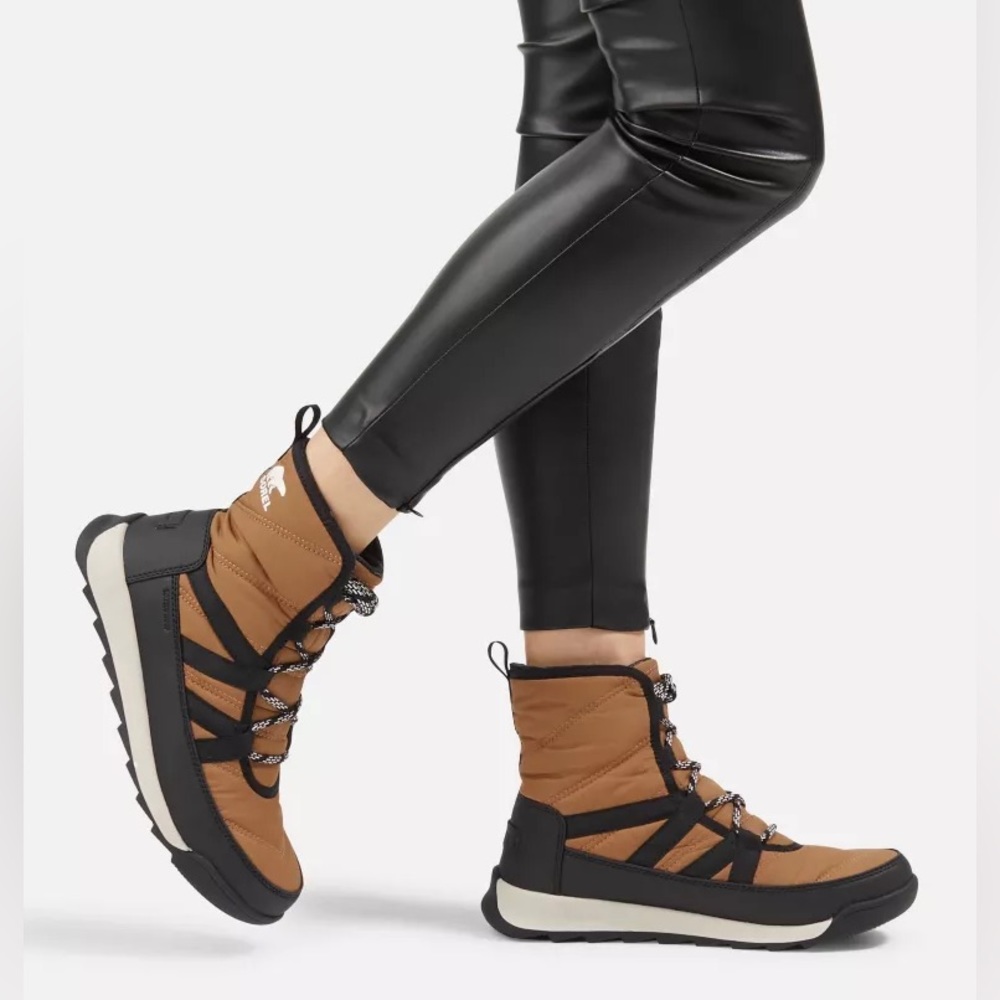 WOMEN'S WHITNEY™ II SHORT LACE BOOT